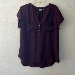 Women's New York and Company blouse